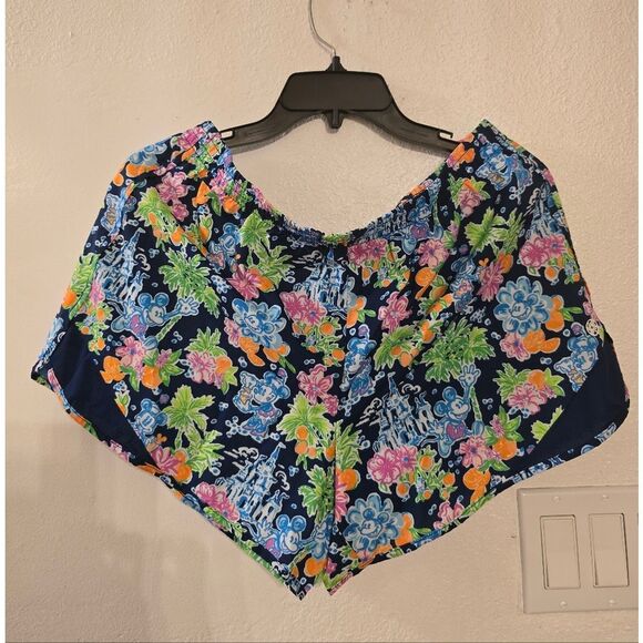 NWT Disney X Lilly Pulitzer Mickey Shorts Size Large